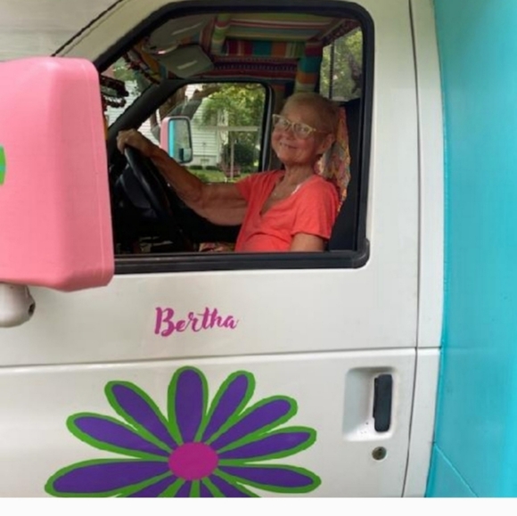 She is the BOMB! What is the boldest item of clothing you own & wear??? NEW LIST - Picture 3 of 9